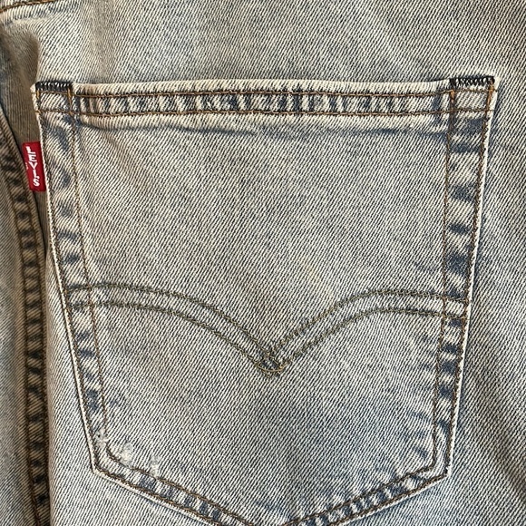 NEW Levi’s Men 511 Slim Jean Shorts 40 Light Wash Blue Distressed Stretch - Picture 12 of 16